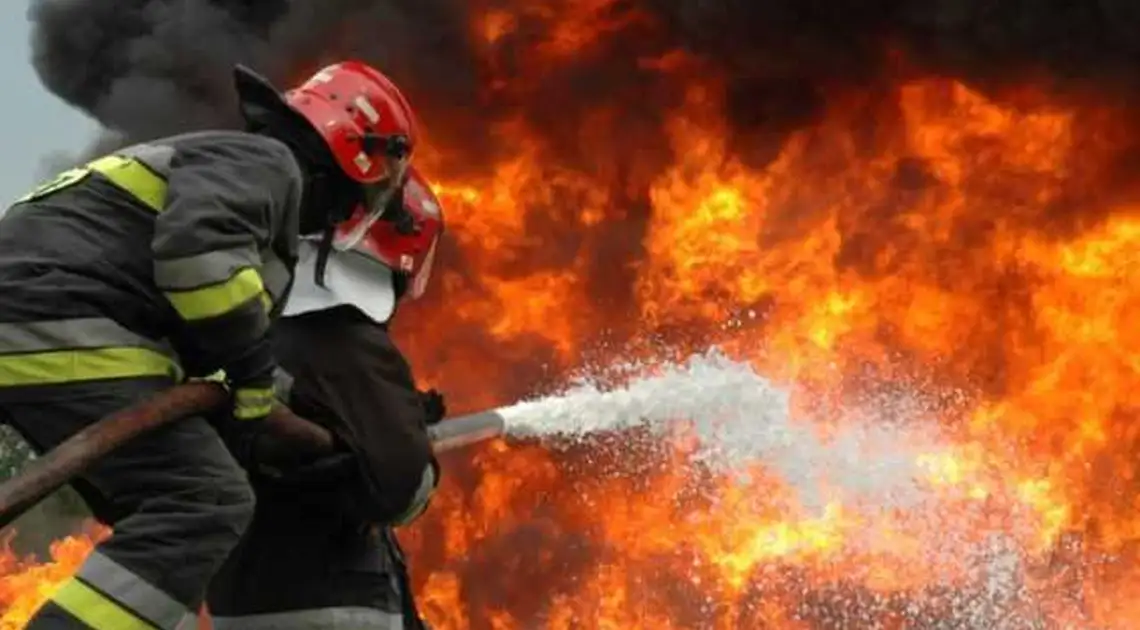 На Кіpовогpадщині під  час пожежі  вpятували 4-pічну дівчинку (ФОТО) фото 1