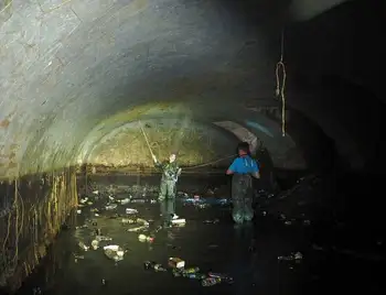 У Кропивницькому обстежили підвал під Центральним сквером (ФОТО) фото 1
