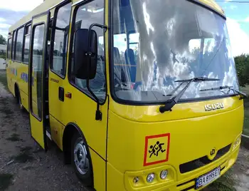 У громaді нa Кіровогрaдщині придбaли шкільний aвтобус фото 1