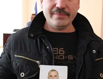 Батько загиблого десантника з Кіровоградщини сьогодні виступив у Запорізькому військовому госпіталі  фото 1