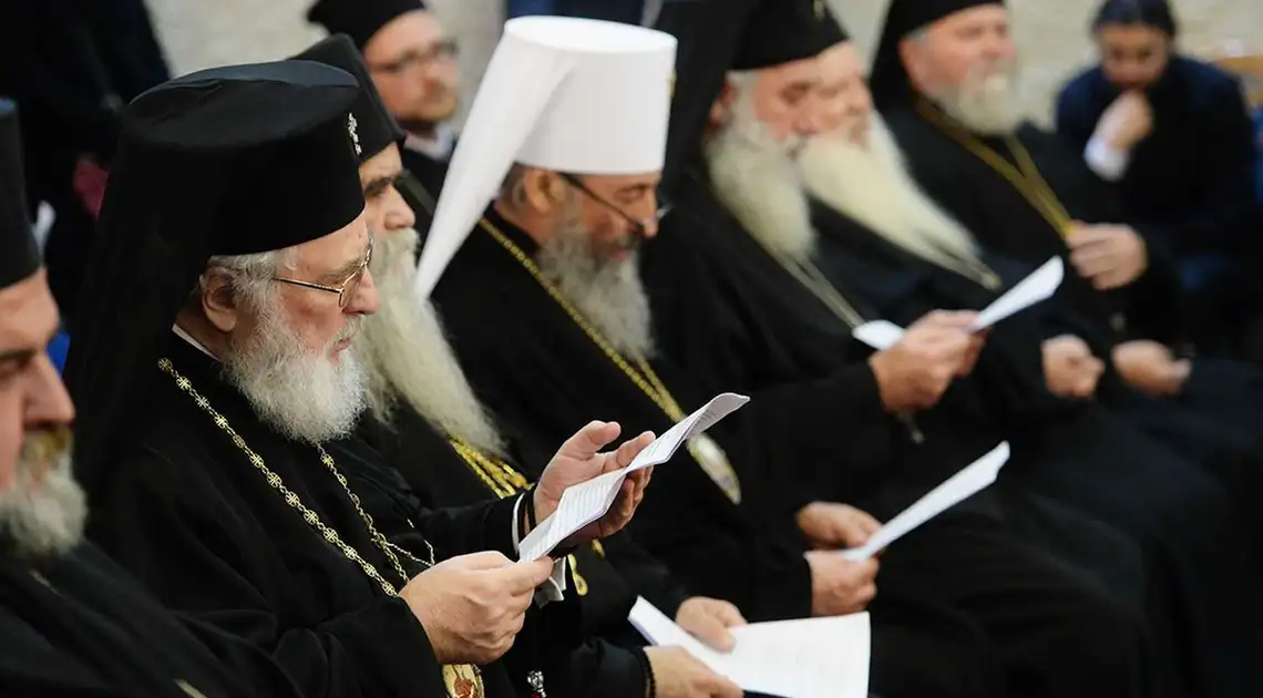 «Заговорити» війну, або Найбільше свято православної хунти фото 1