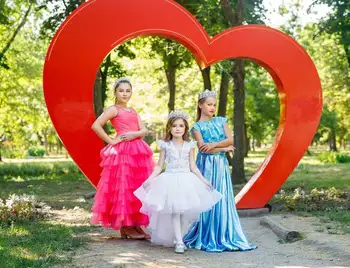 Маленьких жителів Кропивницького запрошують взяти участь у конкурсі краси фото 1