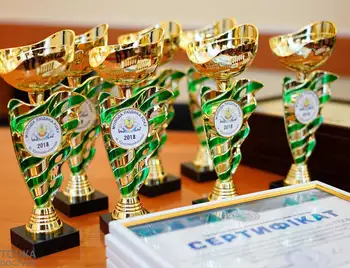 У Кропивницькому нагородили переможців «Молодої людини року» та кращих спортсменів області (ФОТО) фото 1