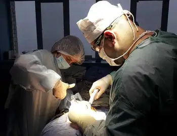 Онкоцентр у Кропивницькому показав, як працюють лікарі в умовах блекауту (ФОТО) фото 1