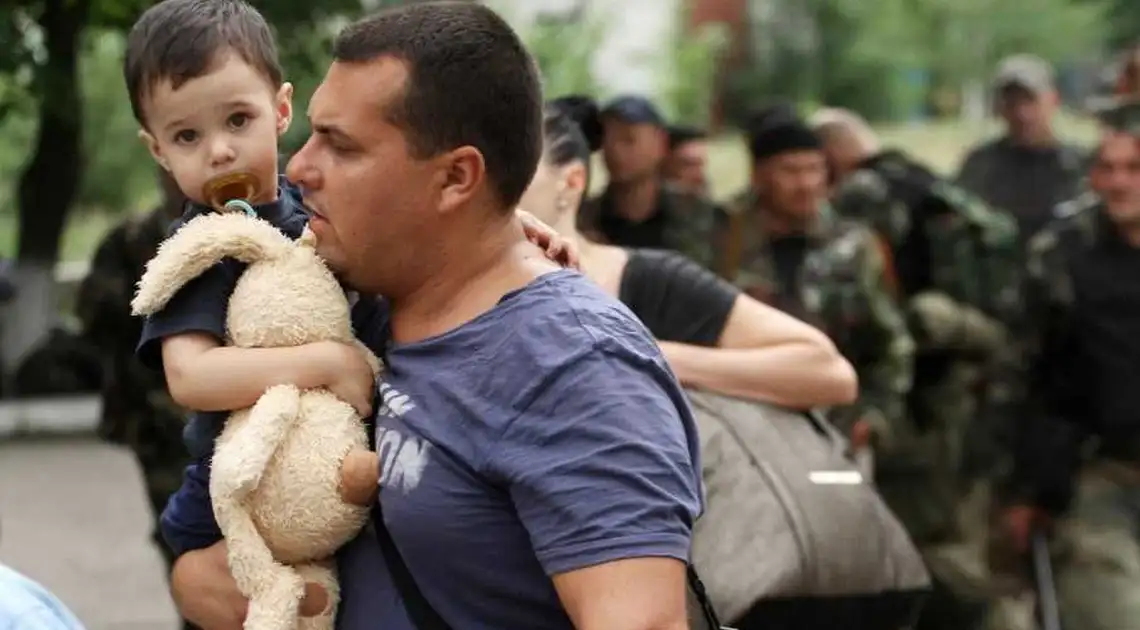 В Україні скасували перевірки вимушених переселенців з Криму та Донбасу фото 1