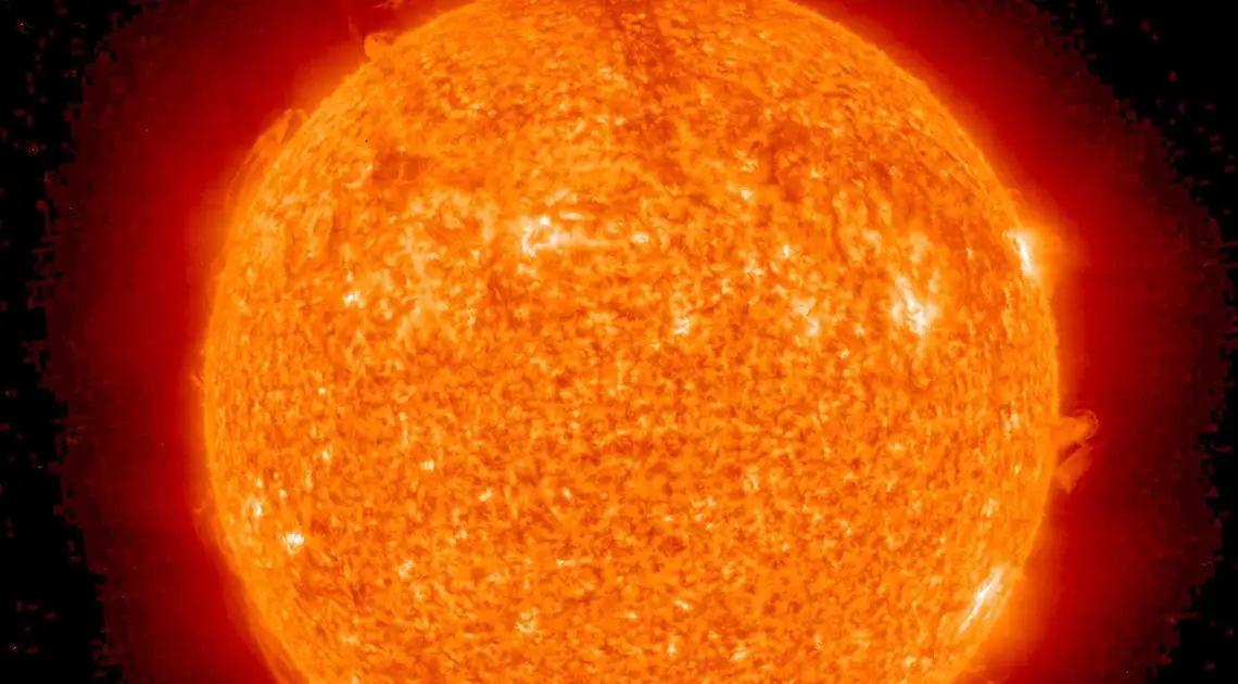 Вчені NASA продемонстрували силові лінії Сонця, здатні знищити на Землі електроніку (ВІДЕО) фото 1