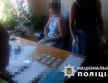Кіровоградщина: затриманій на хабарі чиновниці РДА оголосили підозру фото 1