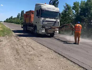 На Кіровоградщині дороги ремонтують струменевим методом (ФОТО) фото 1
