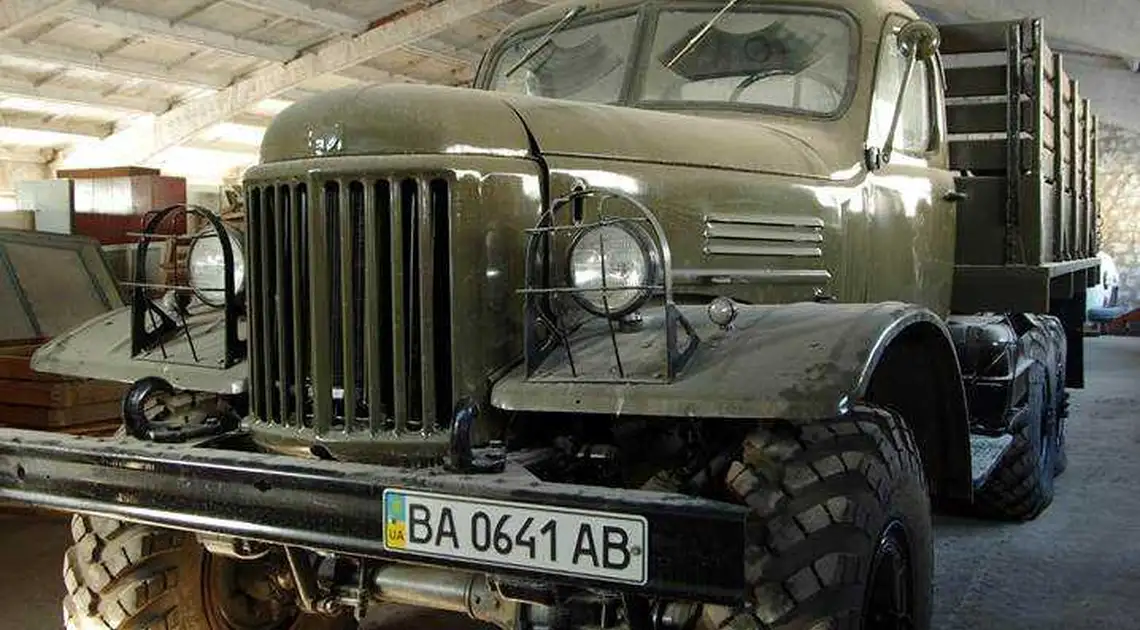 Колишній кіровоградський нардеп подарував авто військовим фото 1