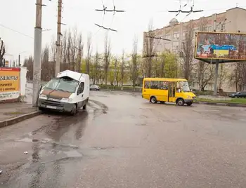 У Кіровограді біля педуніверситету сталася смертельна ДТП (ФОТО) фото 1