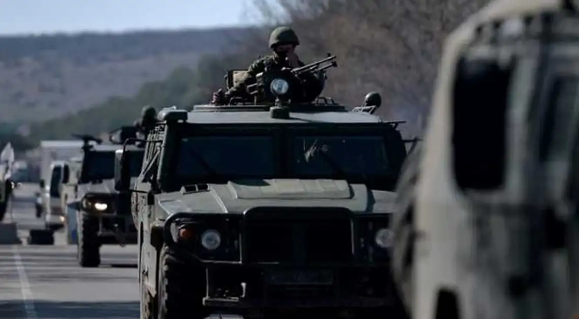 Експерт розповів, як Путін виводитиме з окупованого Донбасу російські війська фото 1