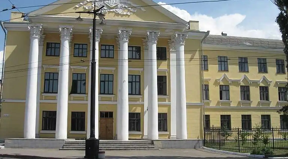 Філіал Донецького медуніверситету у Кіровограді відкриває двері для абітурієнтів фото 1