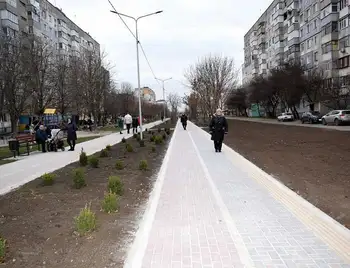 У Кропивницькому відкрили відремонтовану алею між Жадова та Попова (ФОТО) фото 1