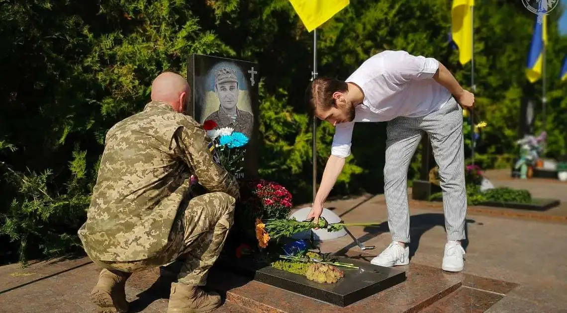 У Кропивницькому вшанували пам’ять оборонців Донецького аеропорту (ФОТО) фото 1