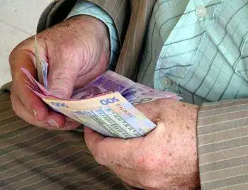 У Мінсоцполітики розповіли, коли пенсіонери отримають додаткову 1000 гривень фото 1