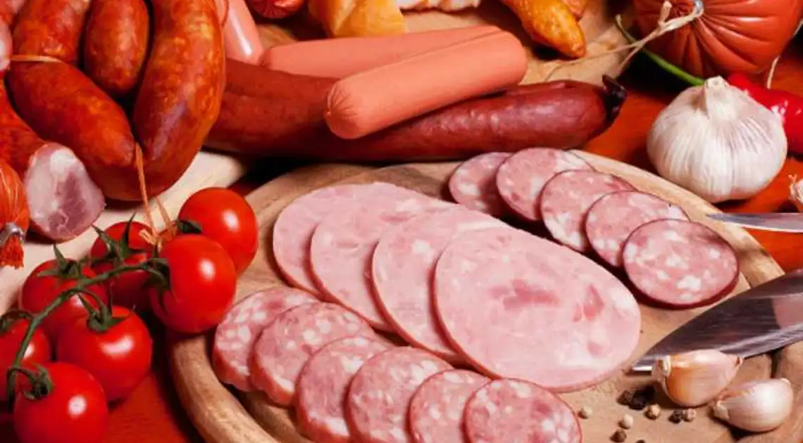 На Кіровоградщині підприємець сплатив 22 тис грн за продаж неякісної ковбаси фото 1
