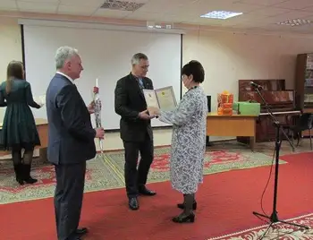 У Кропивницькому нагородили кращих працівників наукової бібліотеки (ФОТО) фото 1