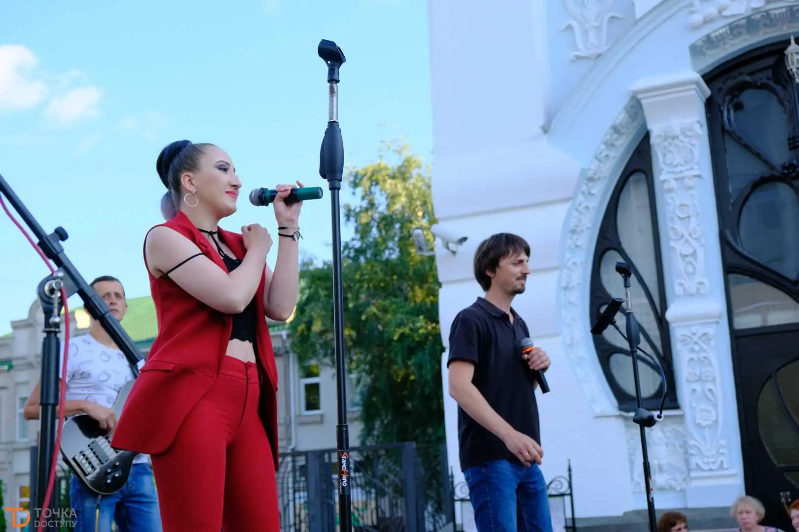 У Кропивницькому відбувся концерт до Дня молоді (ФОТОРЕПОРТАЖ) фото 29