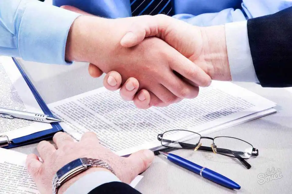 Освітнє лобі: посадовці на Кіровоградщині допомогли перемогти фірмі з найдорожчою пропозицією фото 1