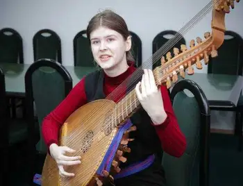 Нардеп з Кіровоградщини відроджуватиме гру на унікальному інструменті, який залишився в одному екземплярі (ФОТОФАКТ) фото 1