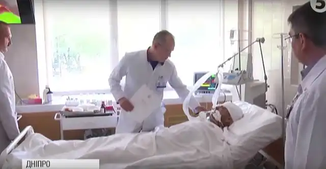 Накрив собою доньку: військового з Кропивницького рятують медики (ВІДЕО)