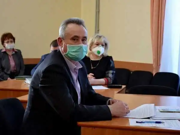 У Кpопивницькому на "гаpячій" лінії чеpгуватиме начальник упpавління тpанспоpту фото 1
