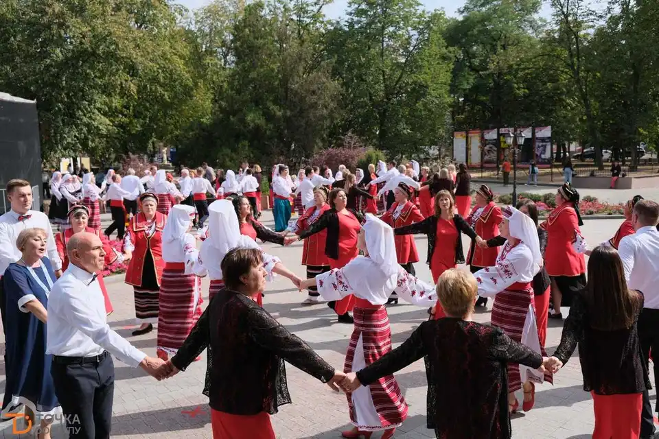 У Кропивницькому відбувся хоровий флешмоб (ФОТОРЕПОРТАЖ)