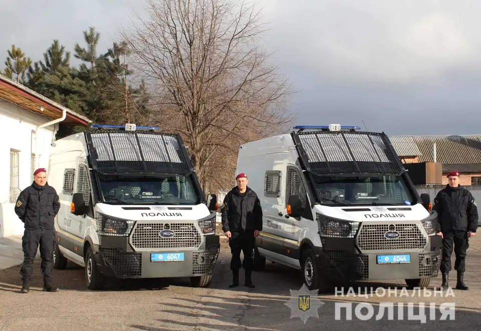 Поліція Кіровоградщини отримала нові службові автівки (ФОТО) фото 1