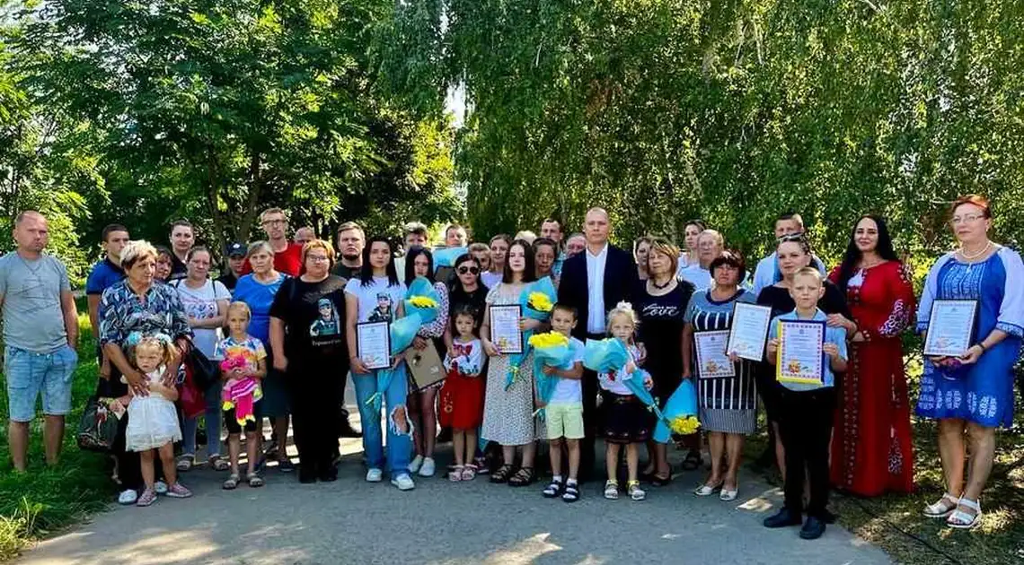 В громаді на Кіровоградщині 14 родин загиблих військових отримали квартири фото 1