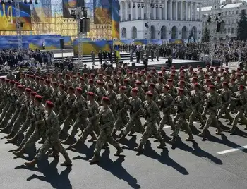 У Києві проходить військовий парад до Дня Незалежності (НАЖИВО) фото 1