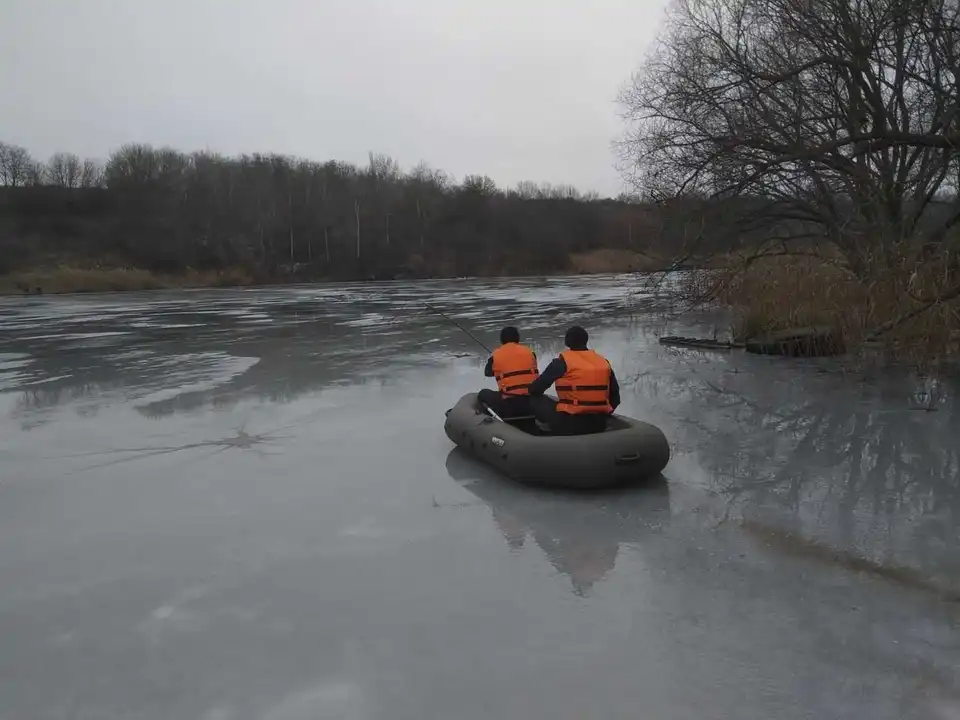 На Кіровоградщині зі ставка дістали тіло 39-річного чоловіка (ФОТО) фото 1