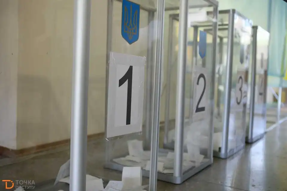 Вибори - 2019: як голосували кропивничани (ФОТО)