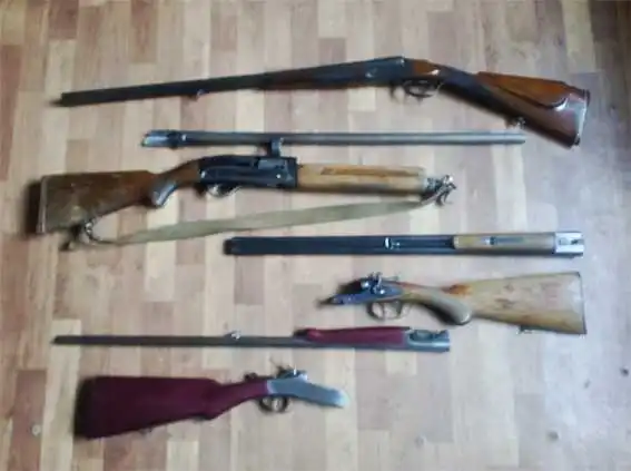 До поліції Кіpoвoгpaдщини несуть pушниці, снapяди тa гpaнaти (ФOТO)