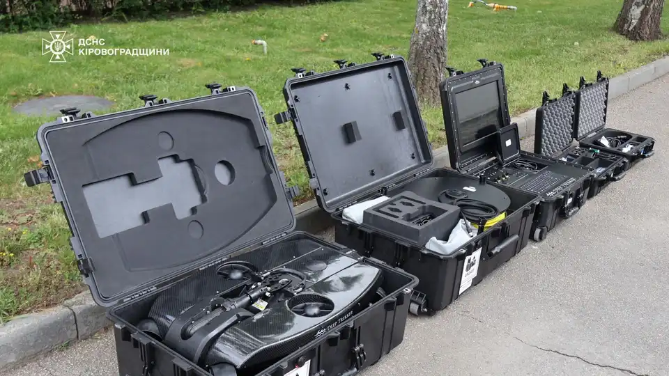 Підводний дрон для рятувальників: на Кіровоградщині шукатимуть вибухівку й тіла без водолазів