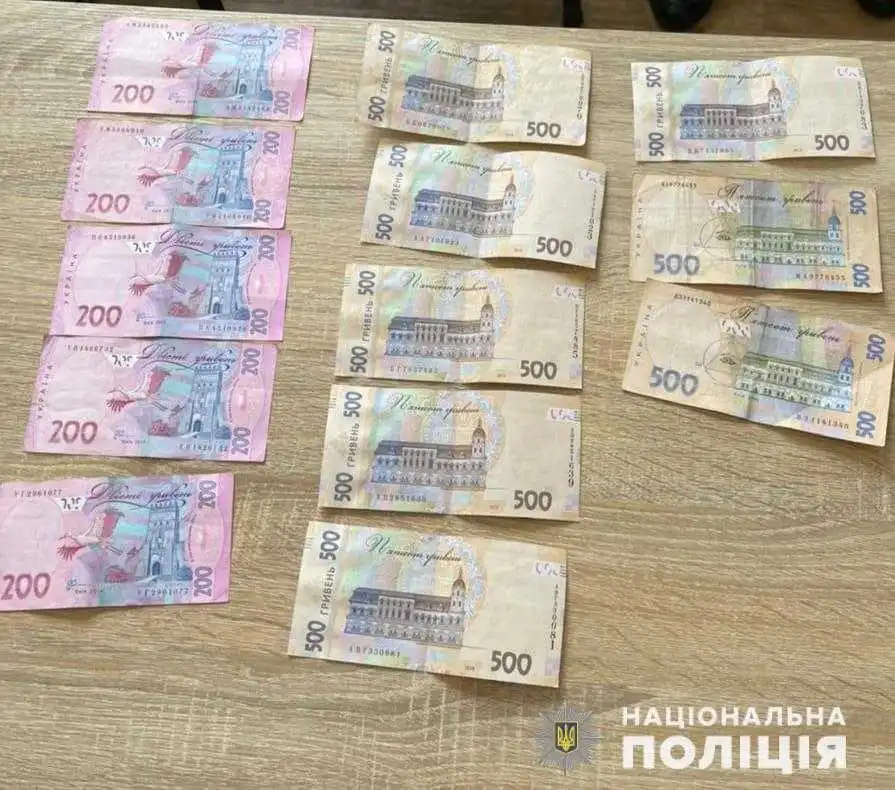 На Кіровоградщині затримали чоловіка, який пропонував хабар правоохоронцю