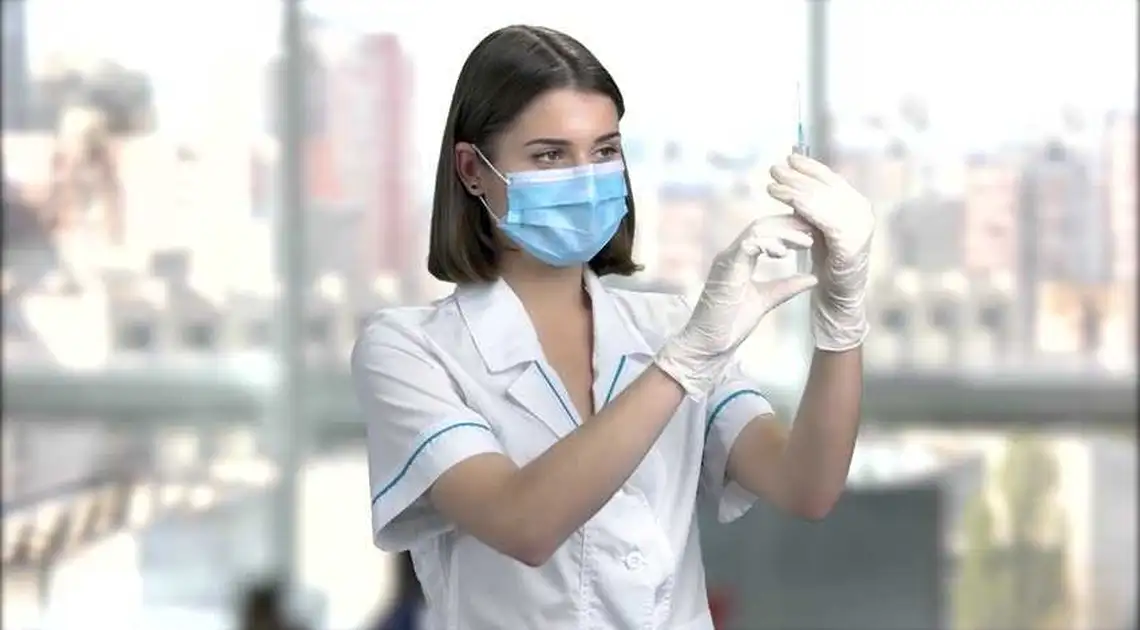 На Кіровоградщині відкрили понад 30 вакансій медсестер різного профілю фото 1