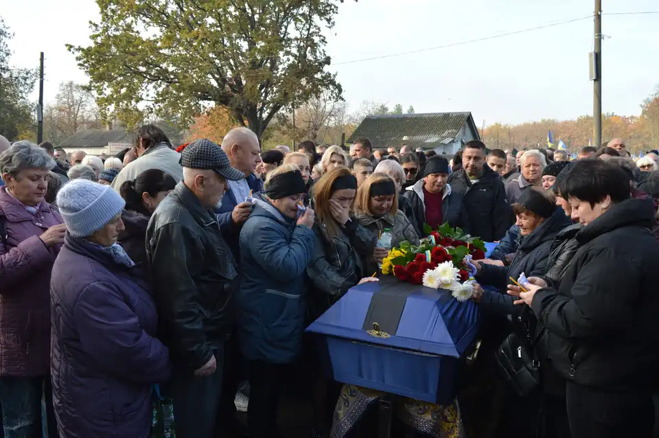 попрощалися з військовими