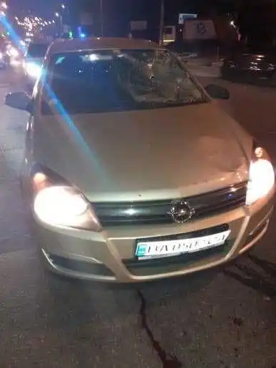У Кропивницькому поліцейський на власному авто збив пішохода (ФОТО)