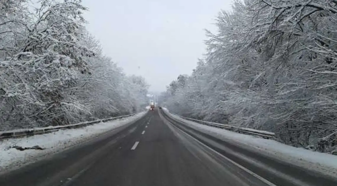 Дорожники запевнили, що проїзд дорогами Кіровоградщини забезпечений (ВІДЕО) фото 1