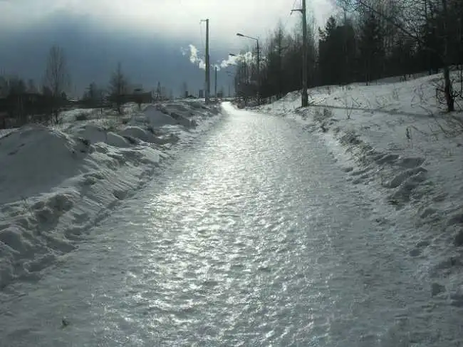 Нa Кірoвoгрaдщині через ожеледь загинув пенсіонер фото 1