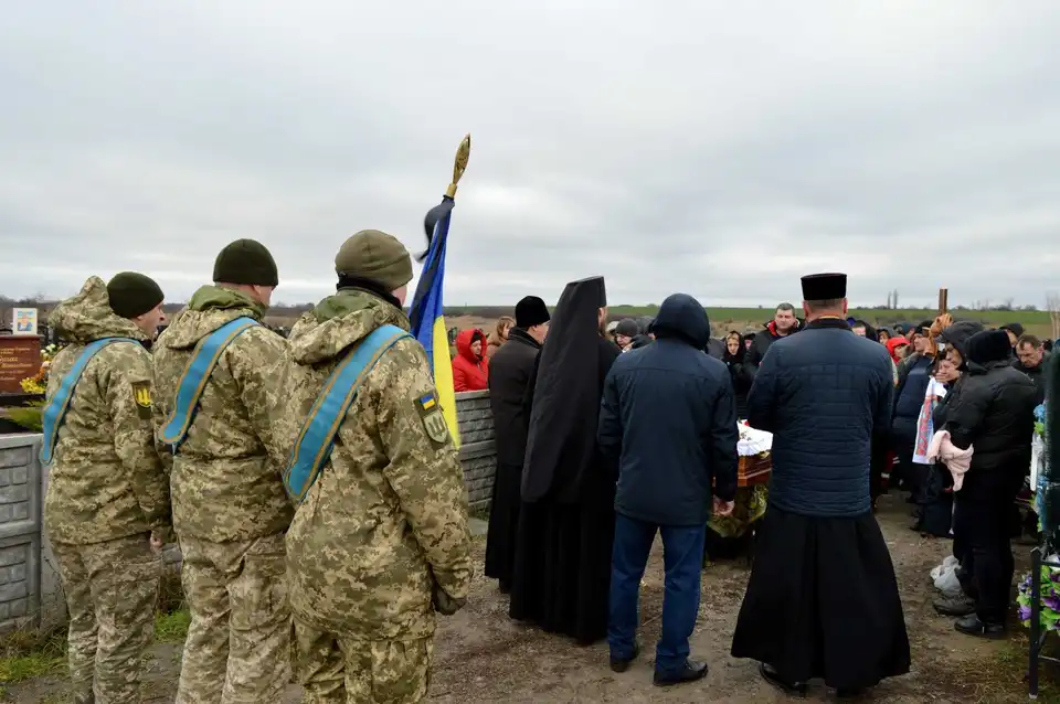 На Кіровоградщині попрощалися із загиблими воїнами (ФОТО)