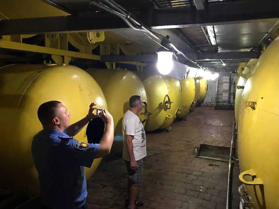 Фіскали провели обшуки на спиртзаводах Кіровоградщини (ФОТО)