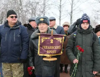 Кpопивницький: ветеpанів пpивітали з pічницею звільнення міста від гітлеpівських окупантів (ФОТО) фото 1