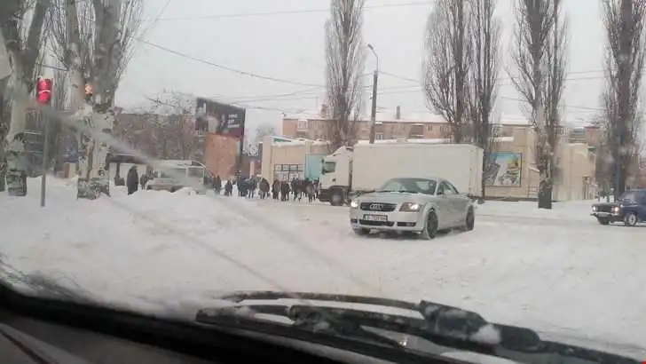 Затори й загрузлі вантажівки в середмісті: очільник Кропивницького обурений роботою патрульних