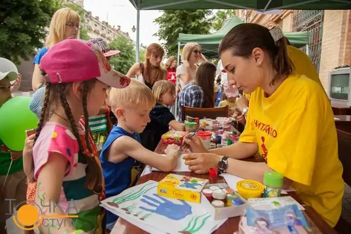 У Кіровограді захищали дітей (ФОТОРЕПОРТАЖ) фото 17