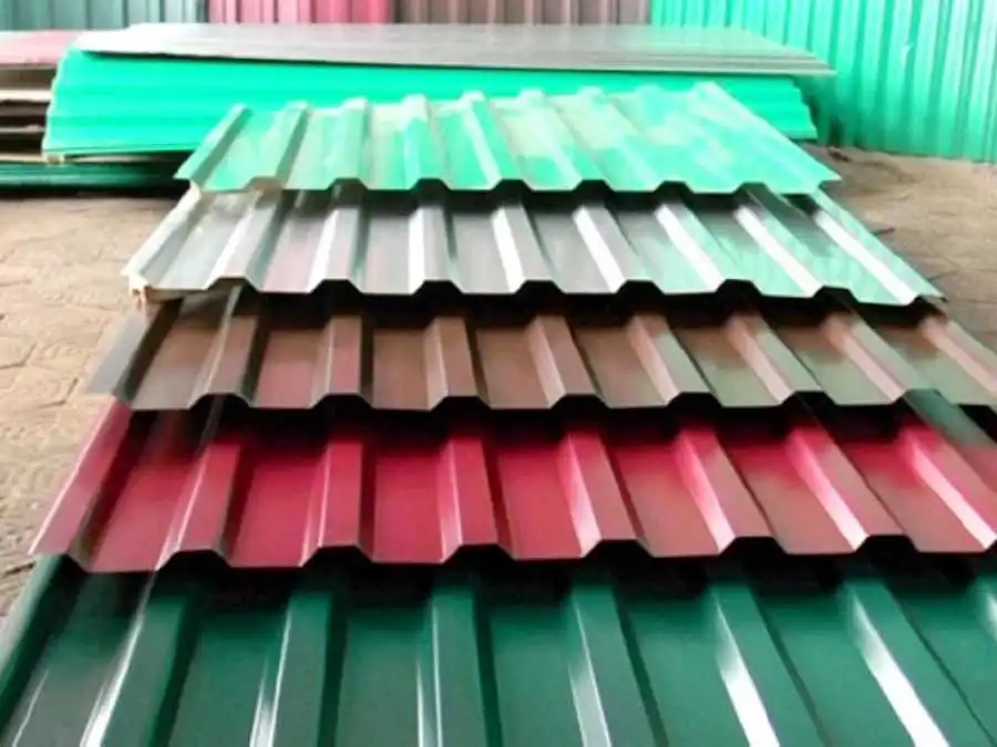 У Кропивницькому підприємець повернув покупцю понад 5 тис. грн за неякісний профнастил