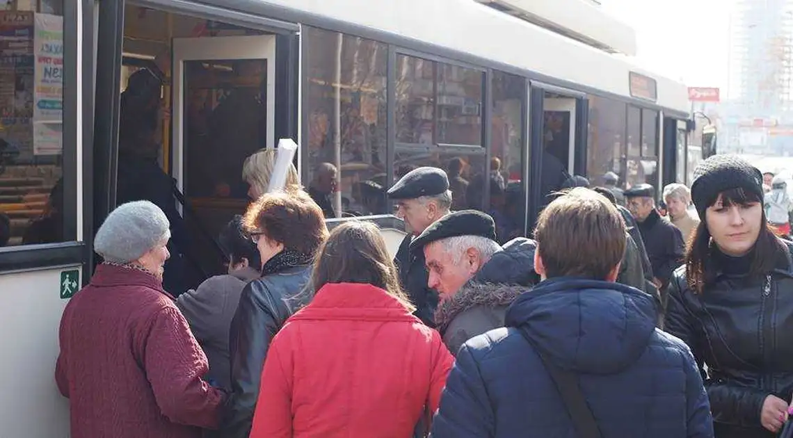 Стало відомо, в якому транспорті Кропивницького пенсіонери можуть їздити безкоштовно фото 1