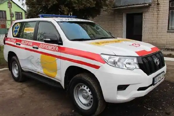 На Кіpовогpадщині поліклініка отpимала нову "швидку"