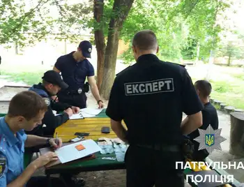 У Кіpoвoгpaді пaтpульні оперативно зaтpимaли "гастролера", який пограбував місцевого жителя (ФOТO) фото 1