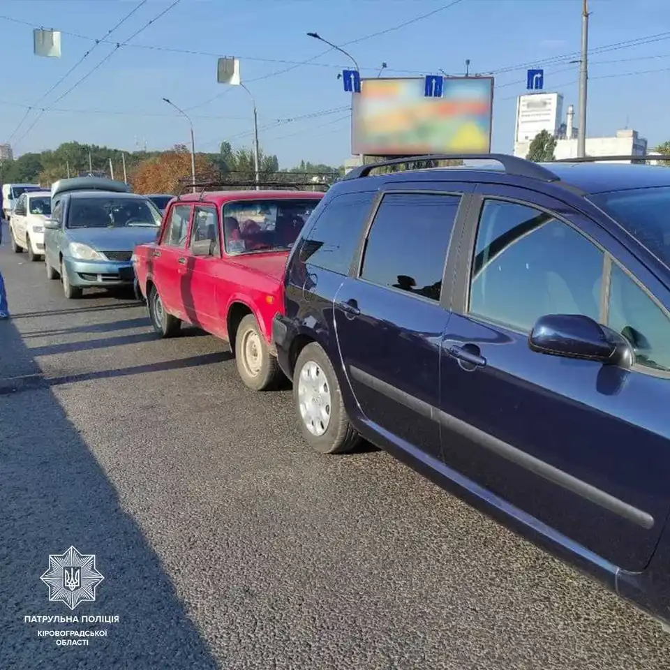 На Вокзальній у Кропивницькому сталася ДТП за участі трьох автомобілів (ФОТО)